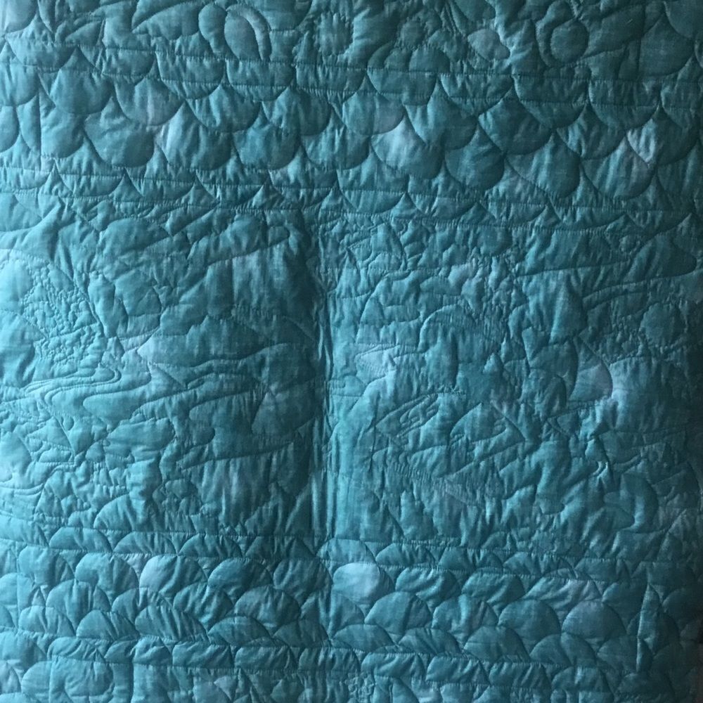 Hand Crafted Turquoise & Gold Quilt - Picture 11 of 16